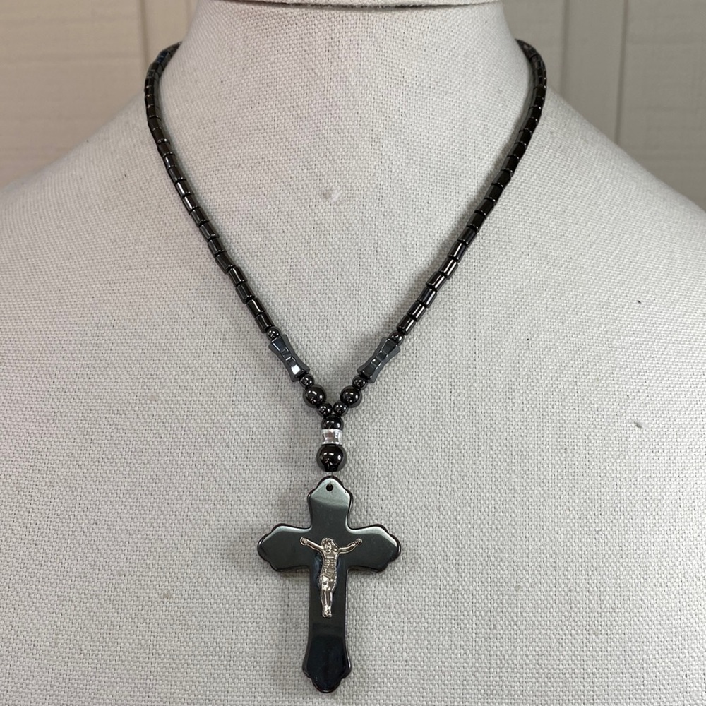 Beautiful cross necklace with magnetic type beads